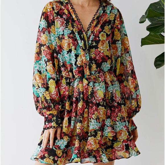 CHICWISH BOUQUET PRINTED RUFFLE CHIFFON MINI - Picture 10 of 10